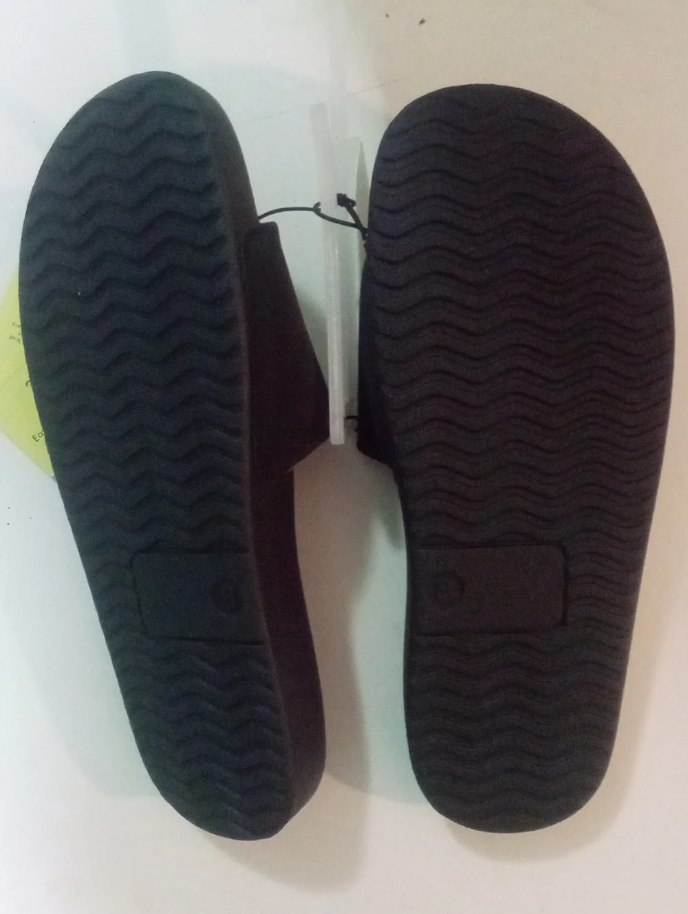 All In Motion Minimalist Black Slide Sandals Sz 8 NWT $22
